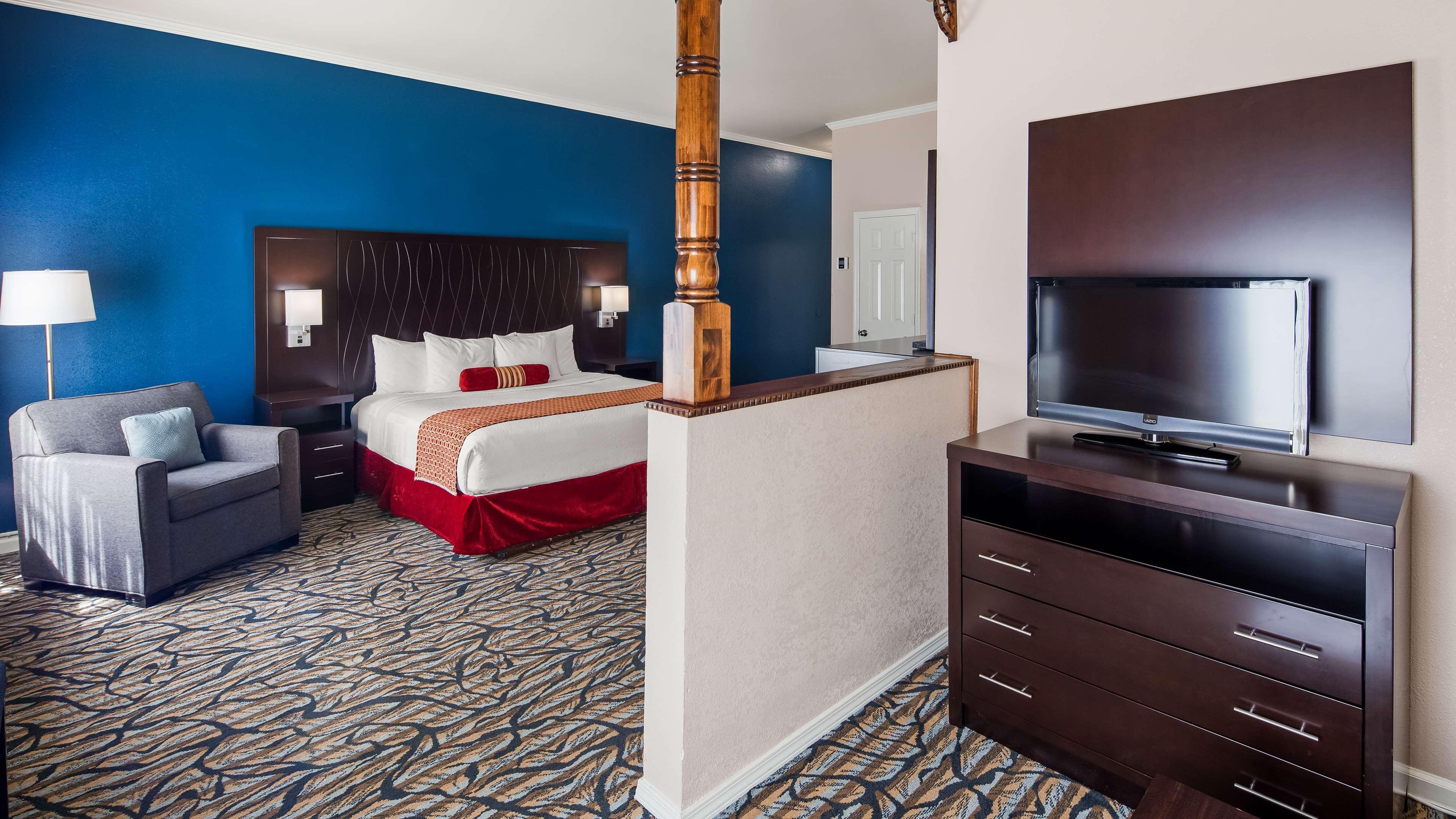 Best Western Spring Hill Inn & Suites Exterior foto