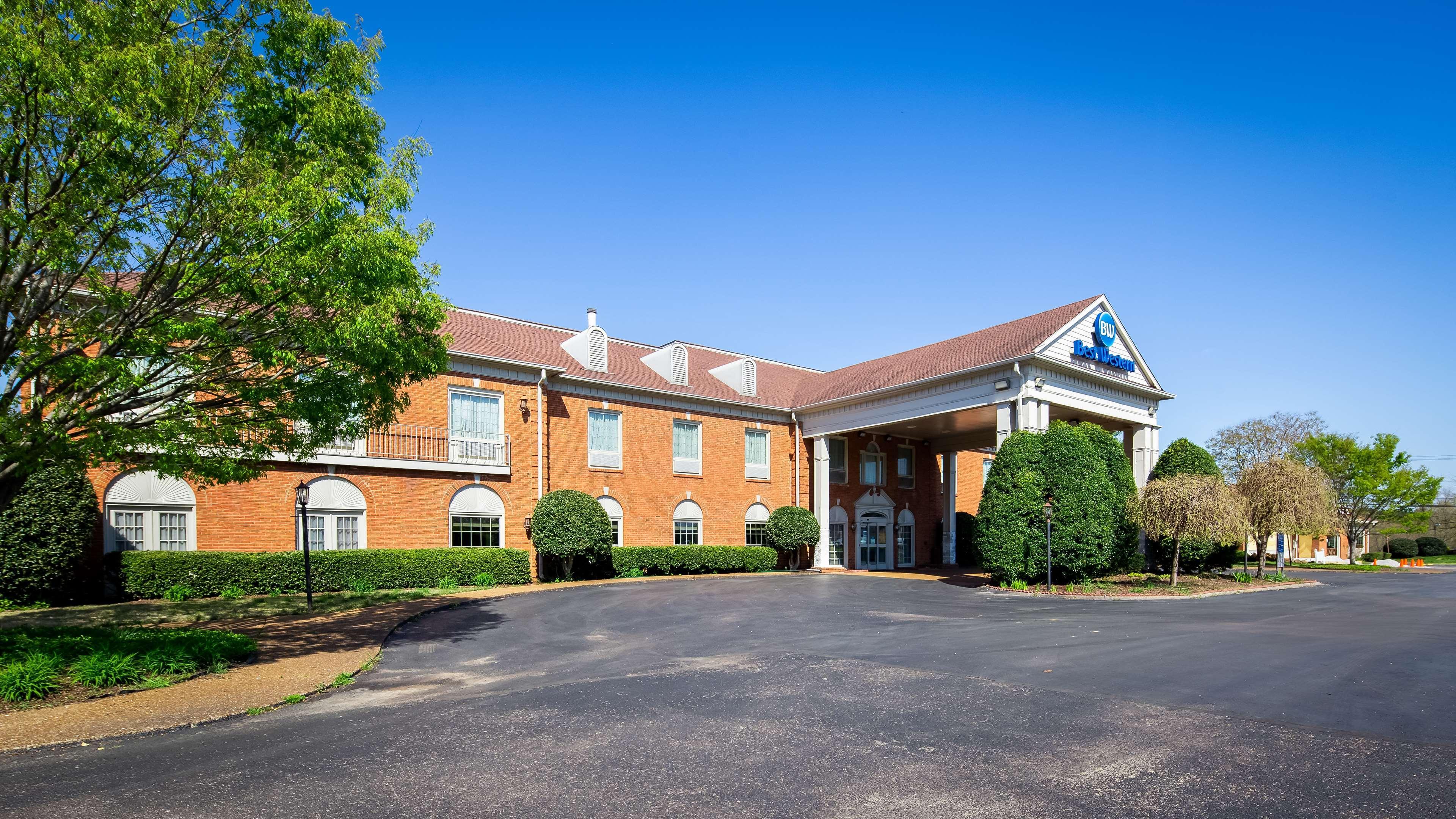 Best Western Spring Hill Inn & Suites Exterior foto